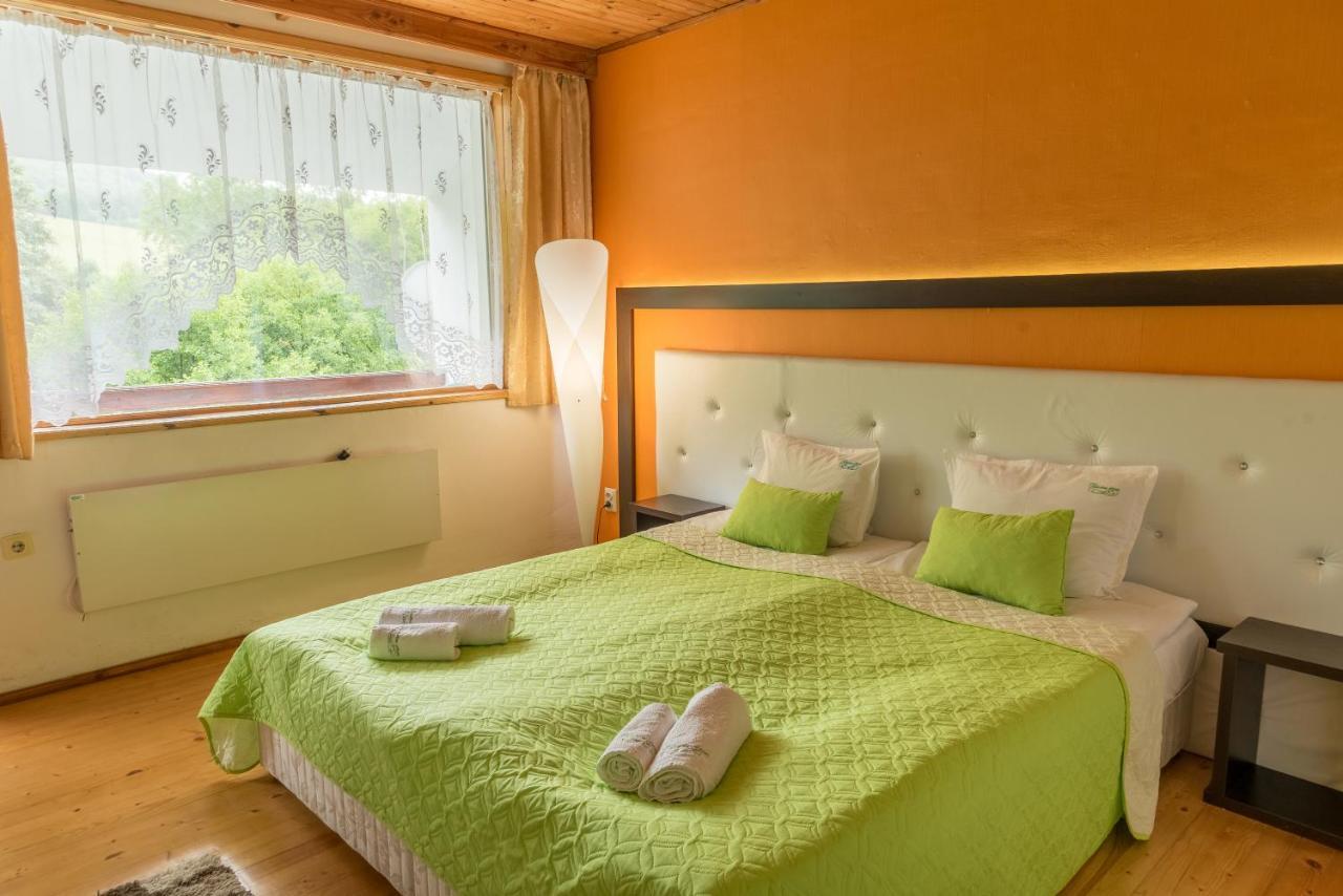 קלופר Hotel Paradise Place מראה חיצוני תמונה