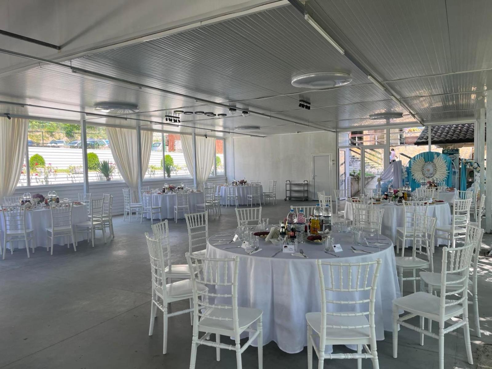 קלופר Hotel Paradise Place מראה חיצוני תמונה