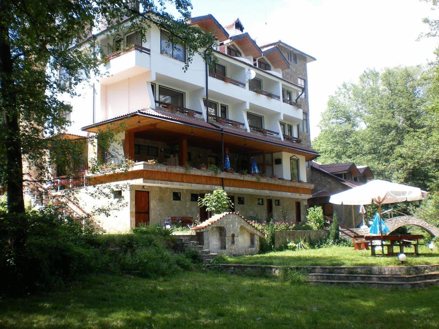 קלופר Hotel Paradise Place מראה חיצוני תמונה