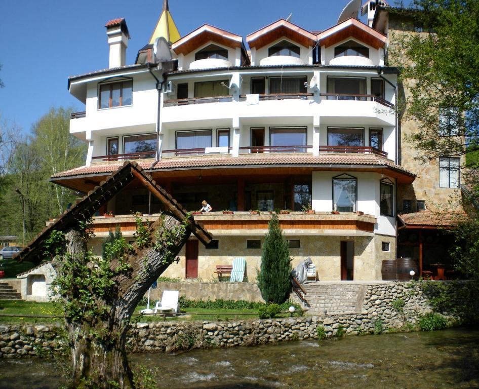 קלופר Hotel Paradise Place מראה חיצוני תמונה