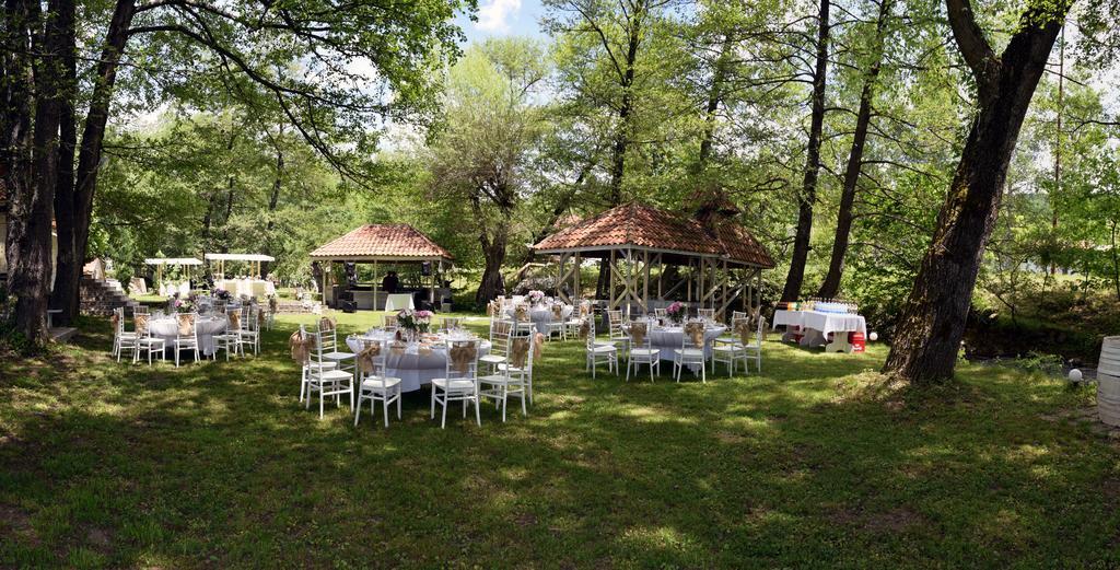 קלופר Hotel Paradise Place מראה חיצוני תמונה